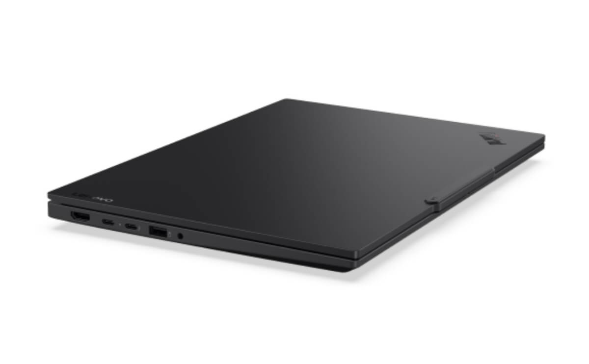 Hình Ảnh Laptop Lenovo ThinkPad E14 Gen 7 | LaptopMart 03
