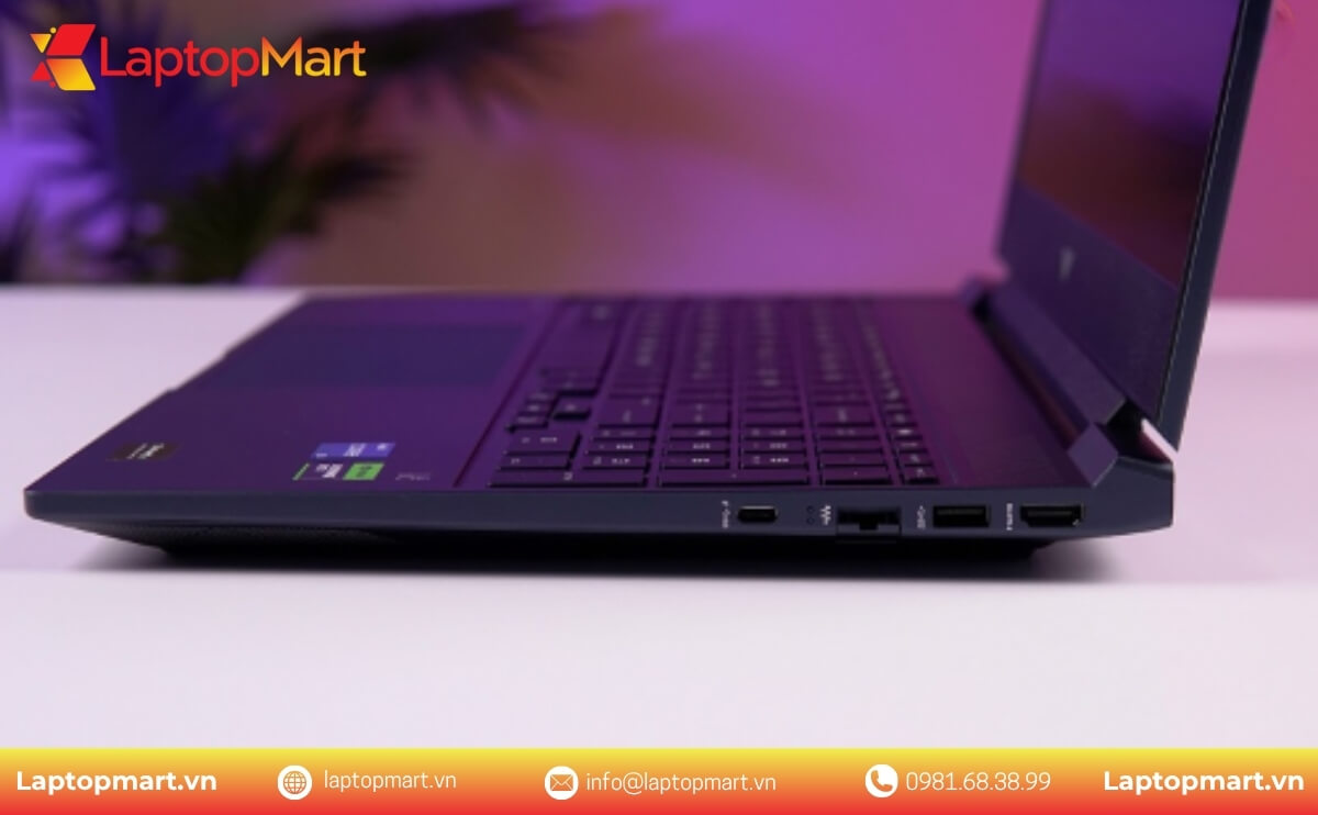 Hình Ảnh Laptop HP Victus 15-FA0033DX | Core i5-12450H | Ram 16GB | SSD 512GB | RTX 3050 4GB | 15.6 inch FHD | Win 11 | LaptopMart 03